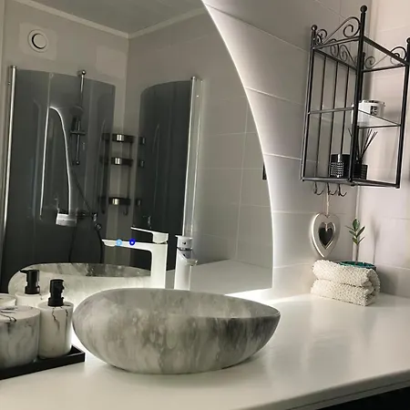 Daire Alvooria Living Tapa